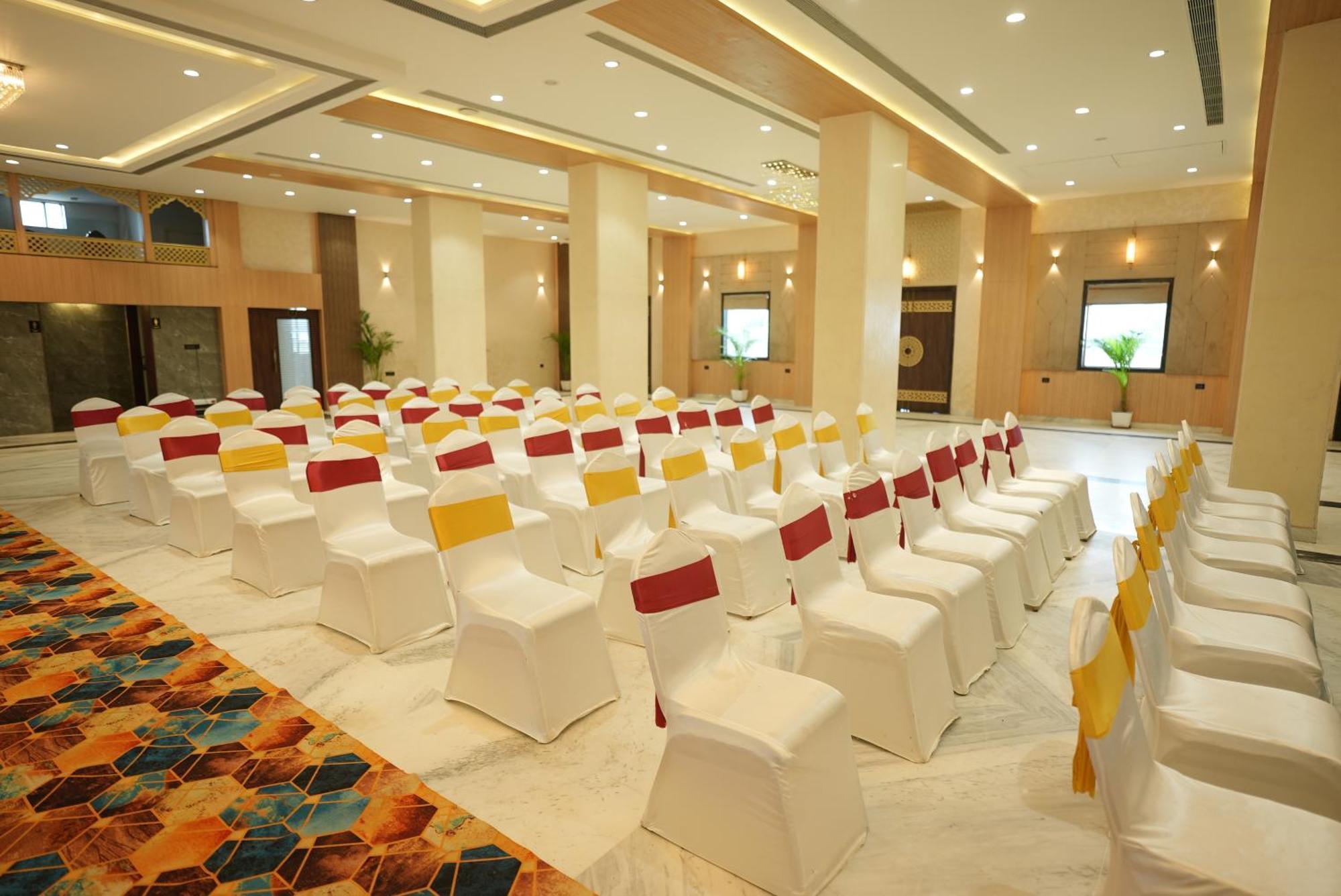 Palak Palace Hotels And Resort Bhopal Dış mekan fotoğraf