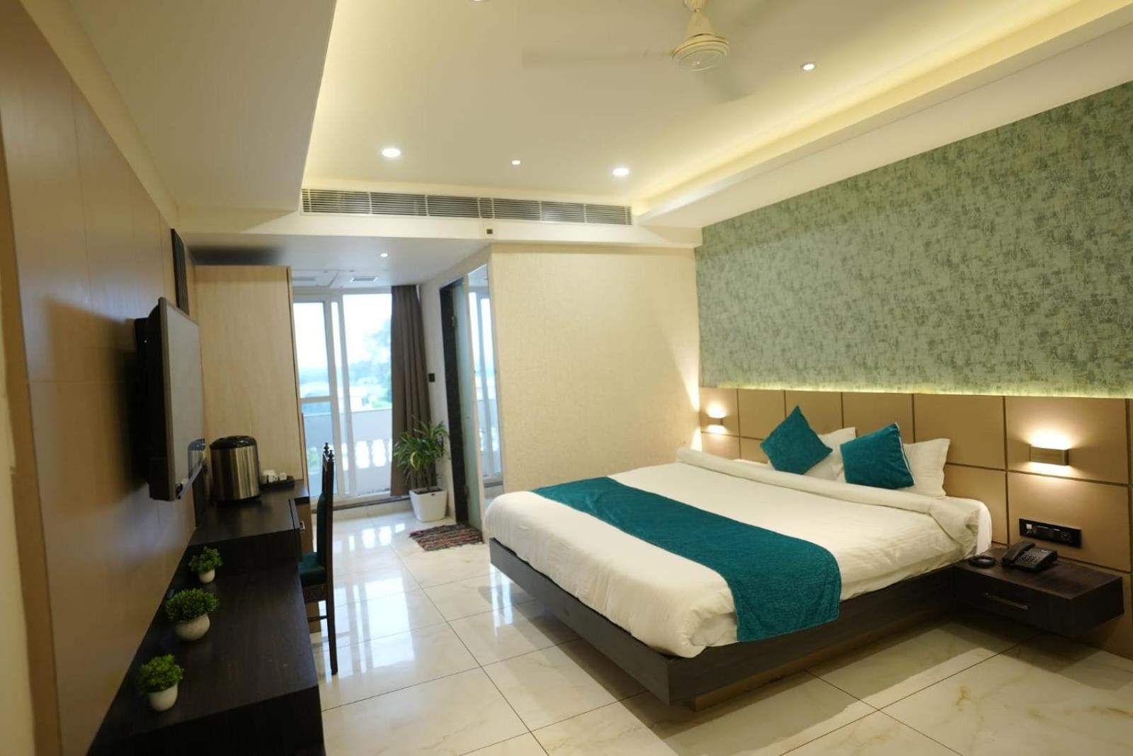 Palak Palace Hotels And Resort Bhopal Dış mekan fotoğraf